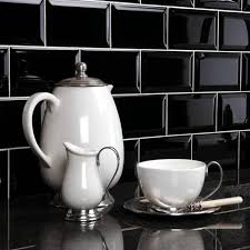 BRICK MISIONES BEVELED SUBWAY 15 X 7,5 BLACK C2055 XCJ.88 UN